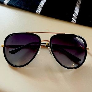 Quay All In Aviators